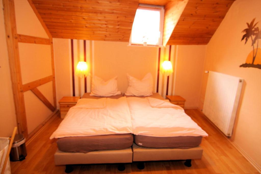 Hotel Zur Dorfschaenke Klotten Rom bilde