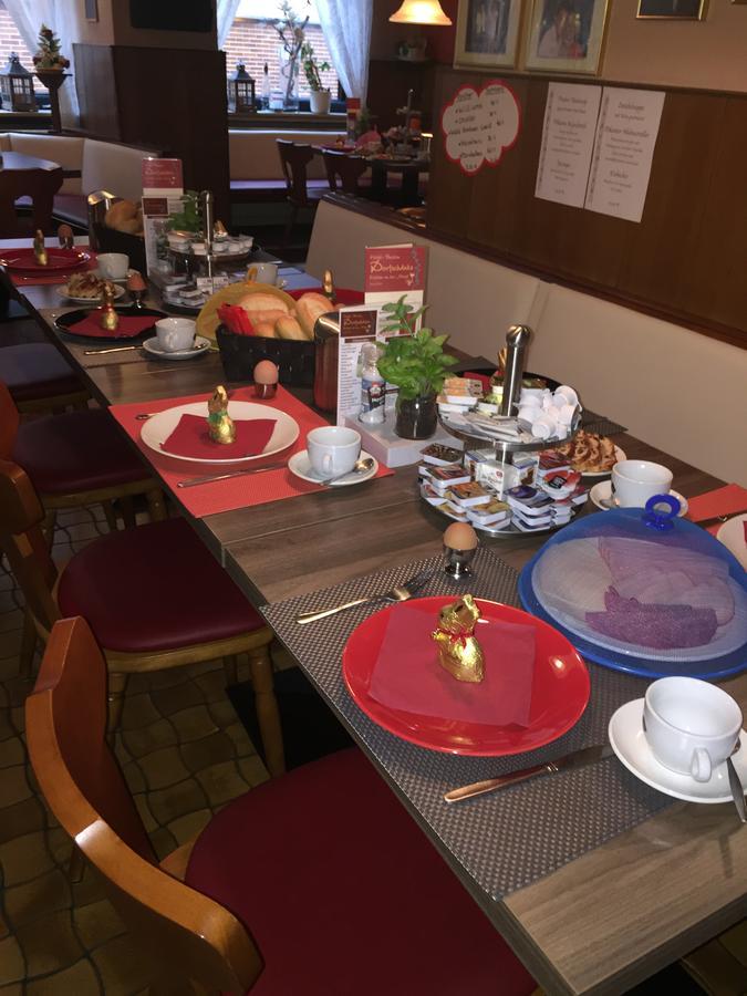 Hotel Zur Dorfschaenke Klotten Eksteriør bilde