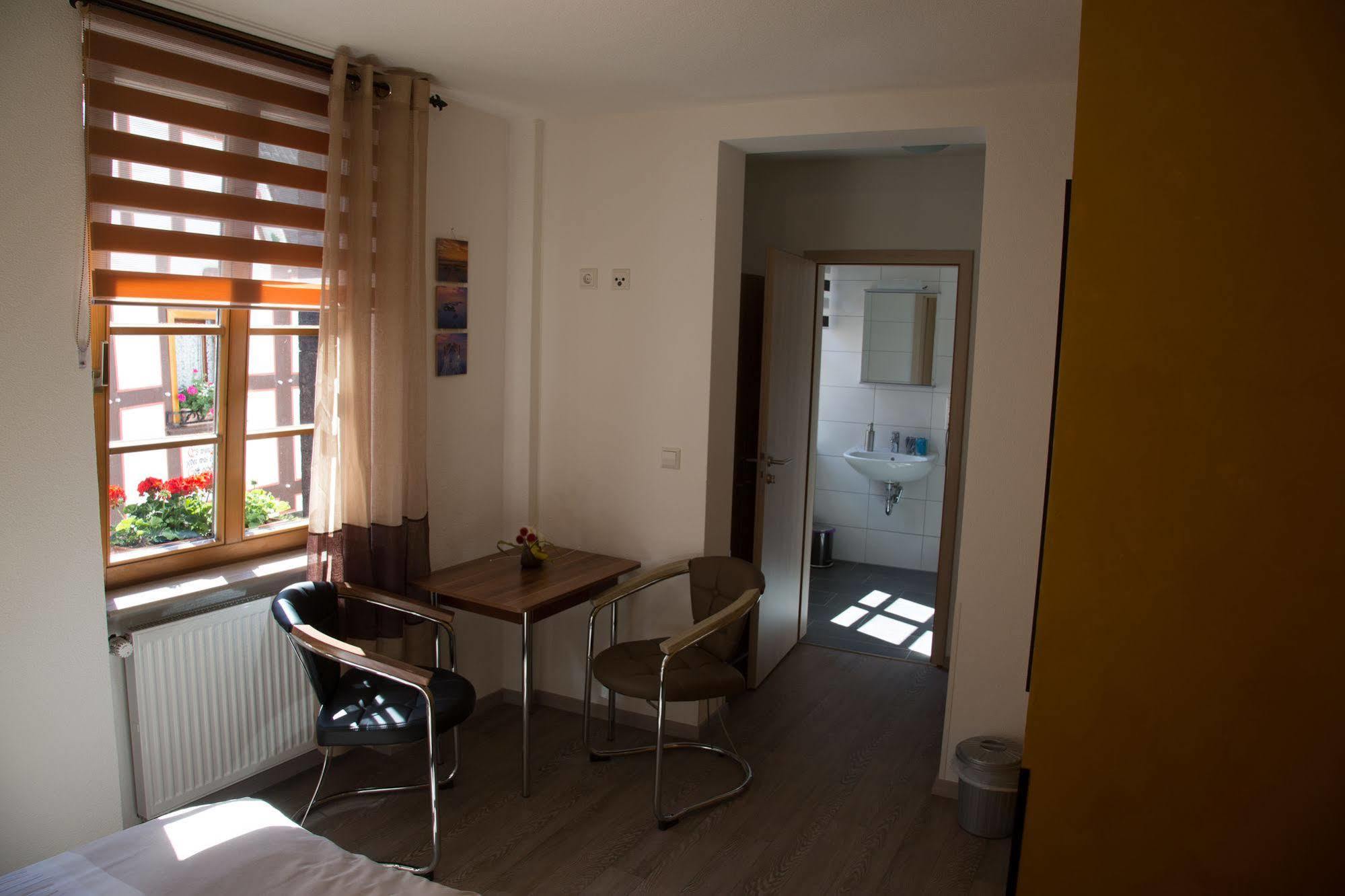 Hotel Zur Dorfschaenke Klotten Eksteriør bilde